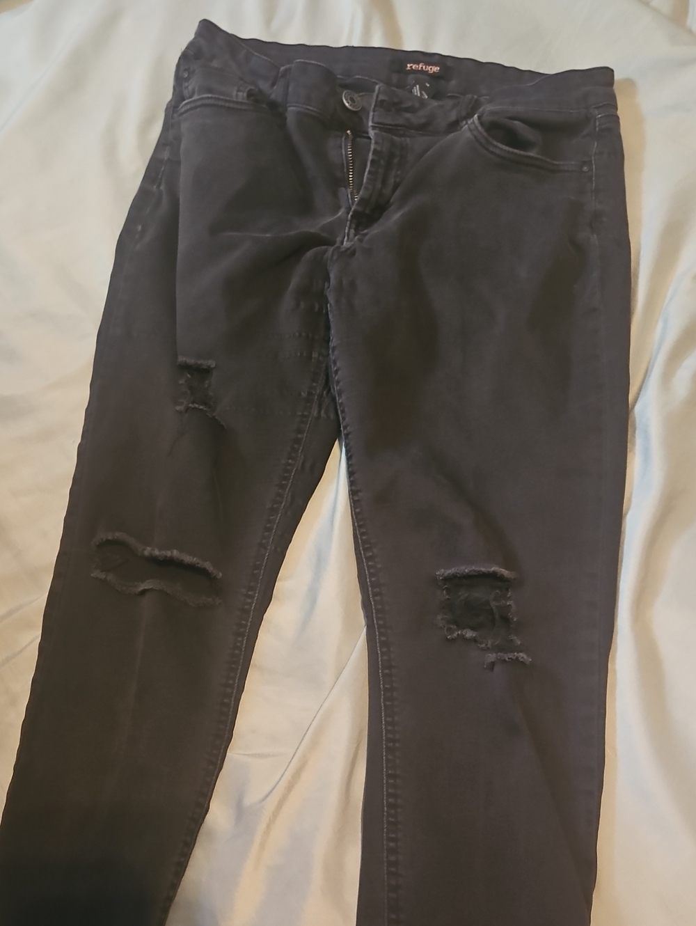 Refuge Women's Black Distressed Skinny Jeans